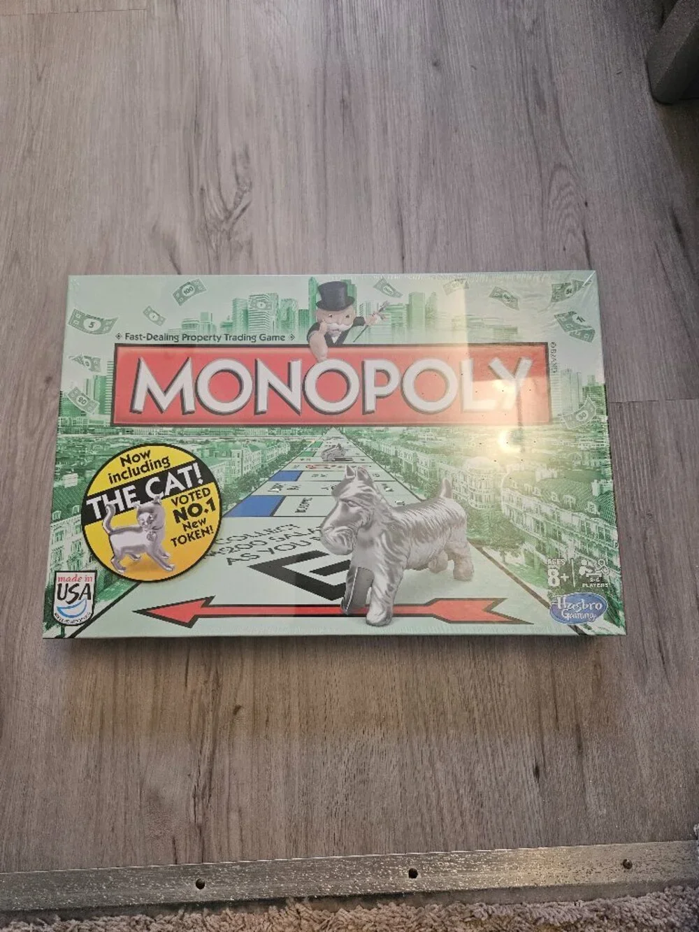 Hasbro Monopoly Classic Board Game With Cat Token New Sealed 2013